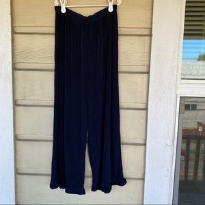 Navy blue ribbed coulette-style pants